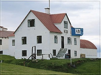Ósar youth hostel, Vatnsnes peninsula